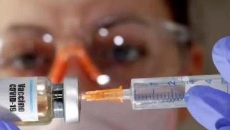 لقاح كورونا.. صدمة في فرنسا بسبب تصريحات مجموعة سانوفي للأدوية