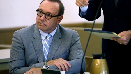 شركة إنتاج هاوس أوف كاردس تطالب كيفين سبايسي بدفع 31 مليون دولار