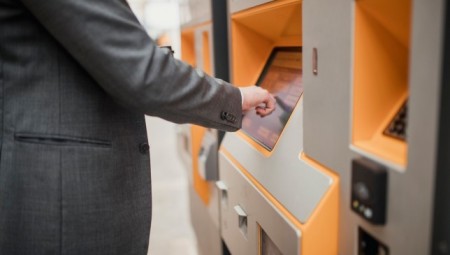 بنك إنجلترا يشرع في شراء سندات حكومية لتهدئة الأسواق المالية
